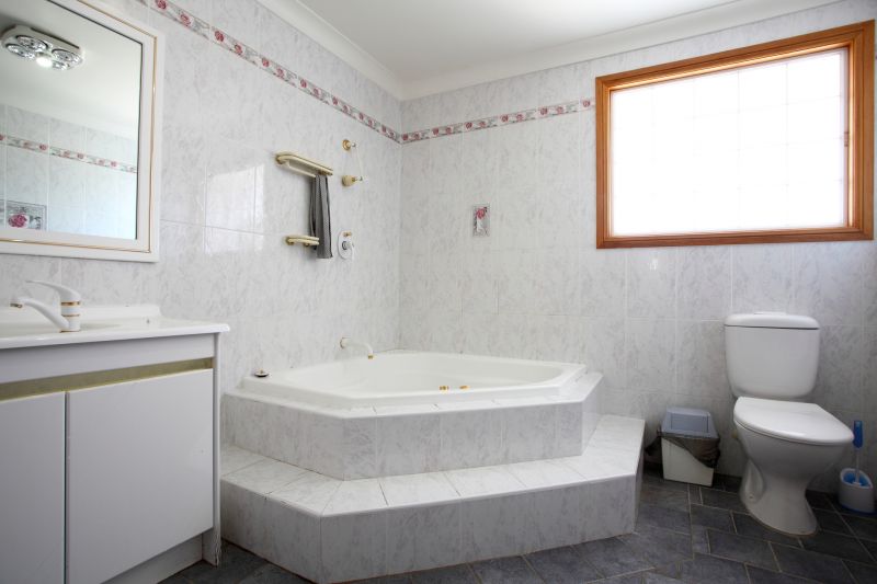Top Bathtub Installation Companies in Elk River, MN